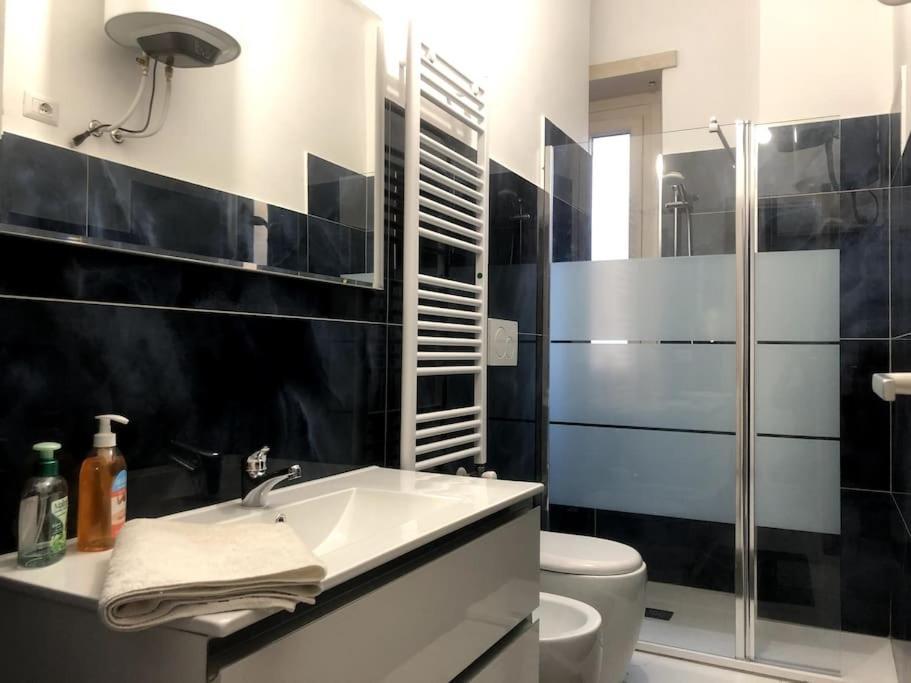 شقة تورينو  في Casa Martina Pronta Per Te, Con Due Stanze Da Letto! المظهر الخارجي الصورة